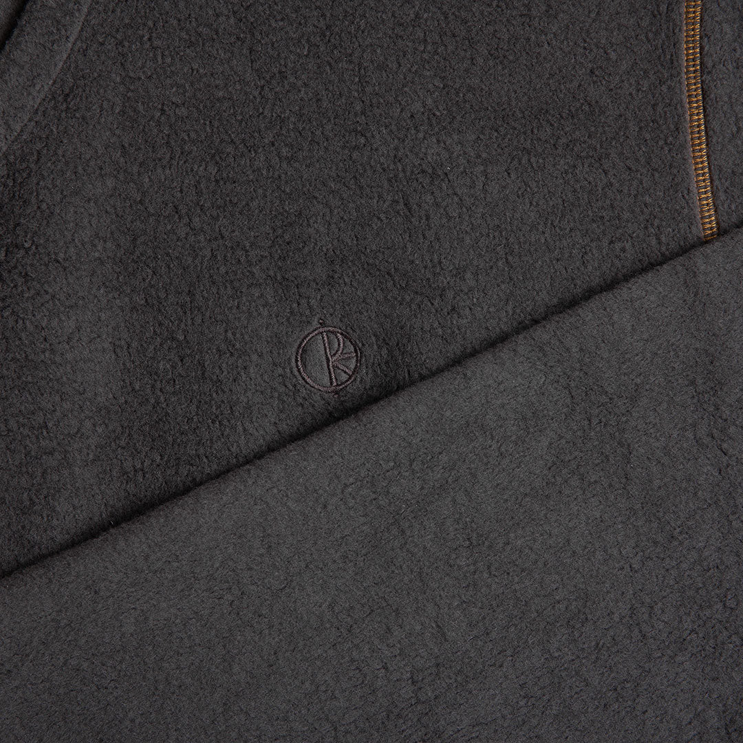 POLAR SKATE CO.（ポーラー スケート カンパニー）| SCOTT SWEATER / DIRTY BLACK | スノーボード・スケートボードのTACTICS JAPAN