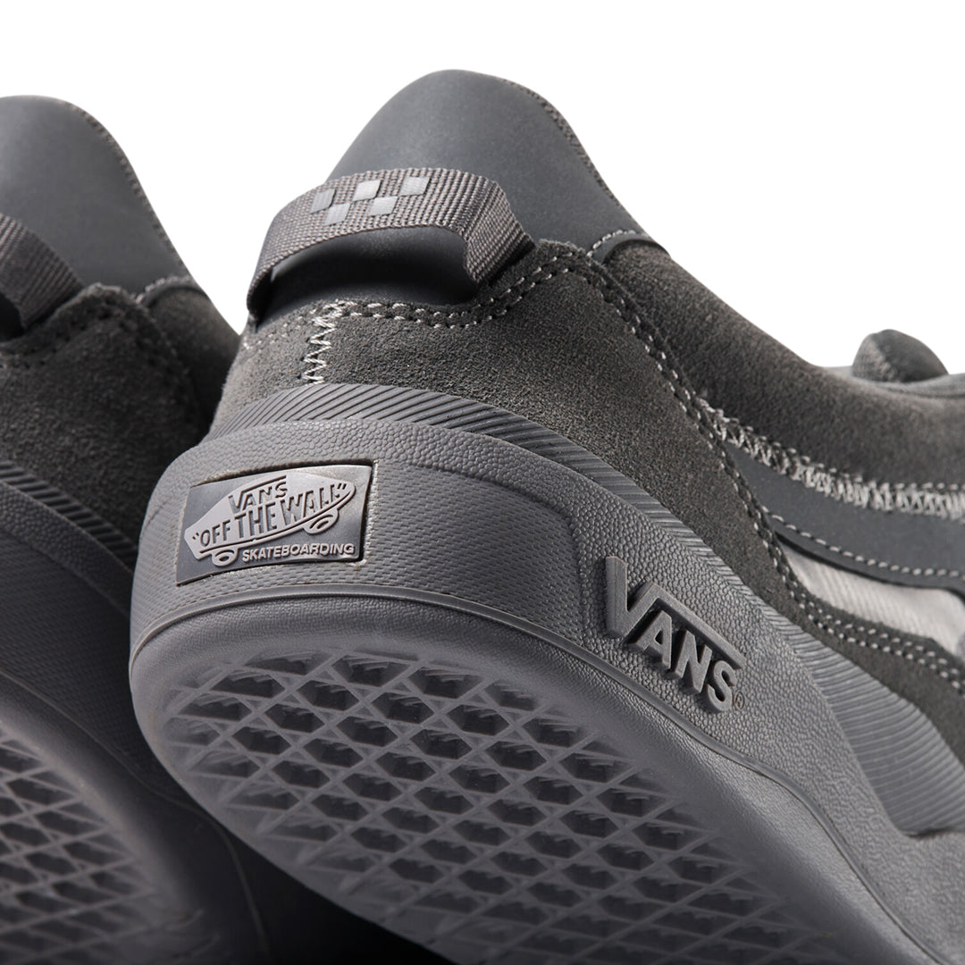 VANS（ヴァンズ）| SKATE 2 WAYVEE SHOE BY ATIBA JEFFERSON