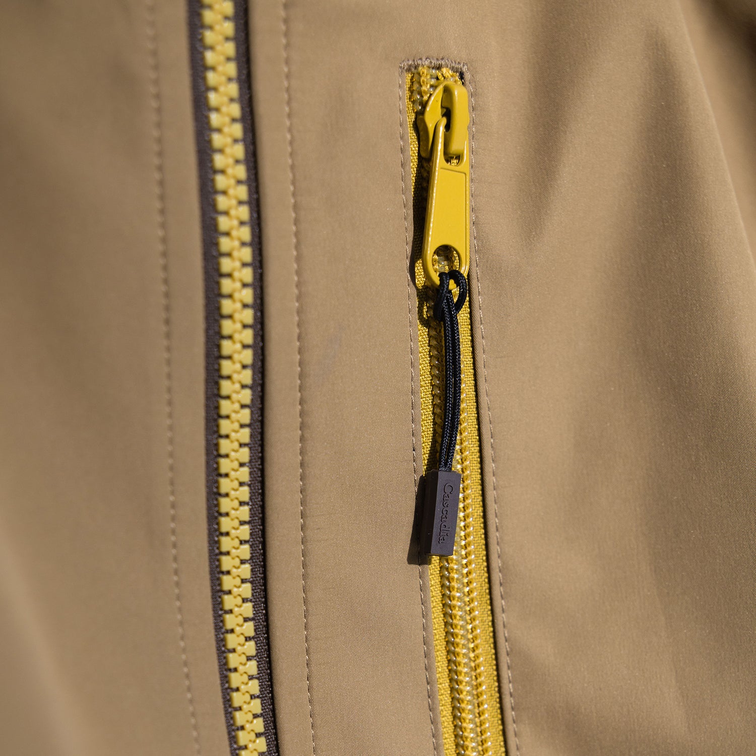 CASCADIA 3L RAINBREAKER JACKET / BLACK