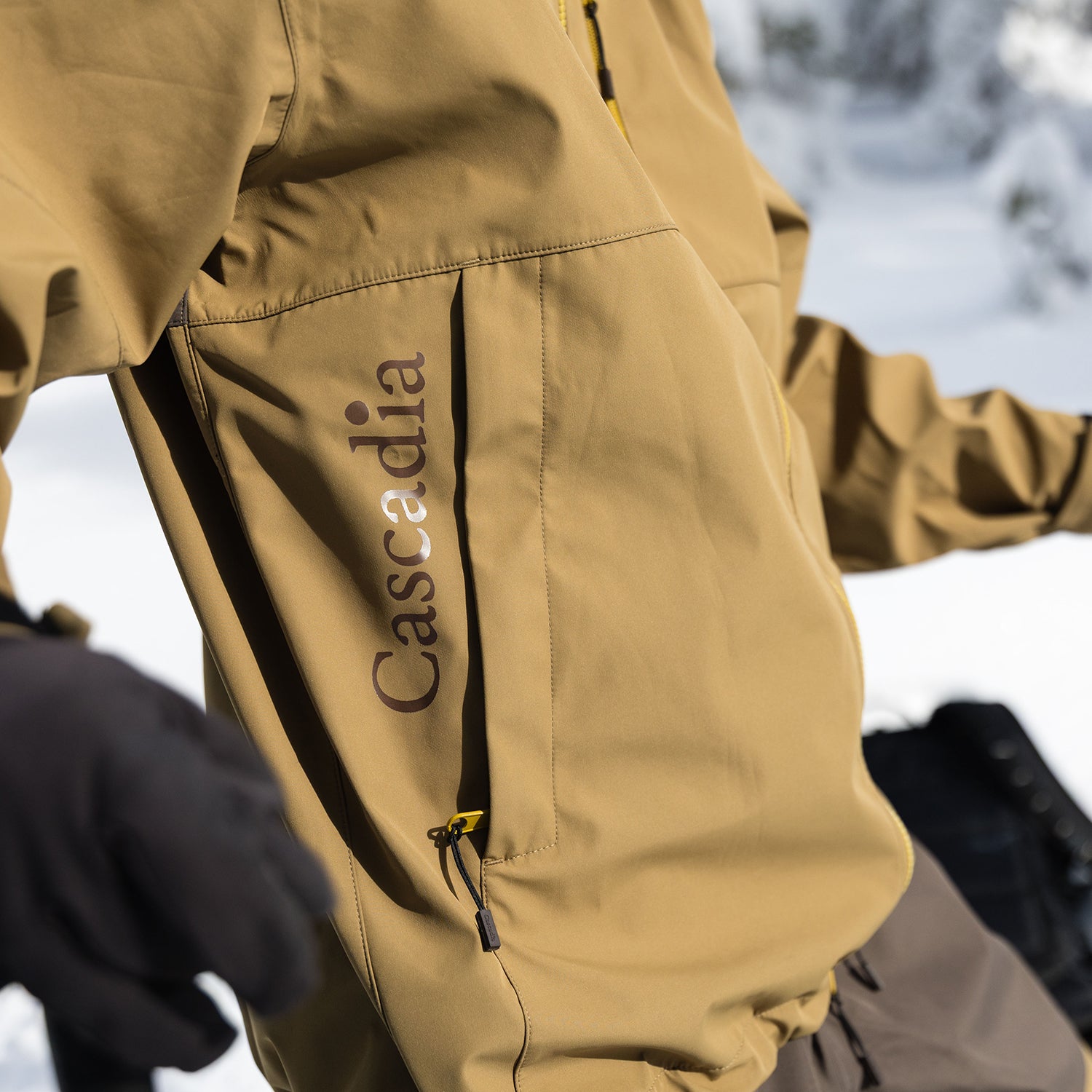 CASCADIA 3L RAINBREAKER JACKET / BLACK