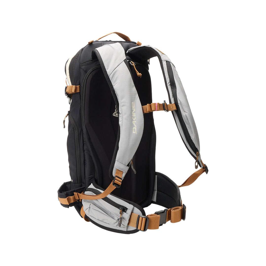 DAKINE（ダカイン）| TEAM POACHER BACKPACK 22L 2026 / RED GERARD