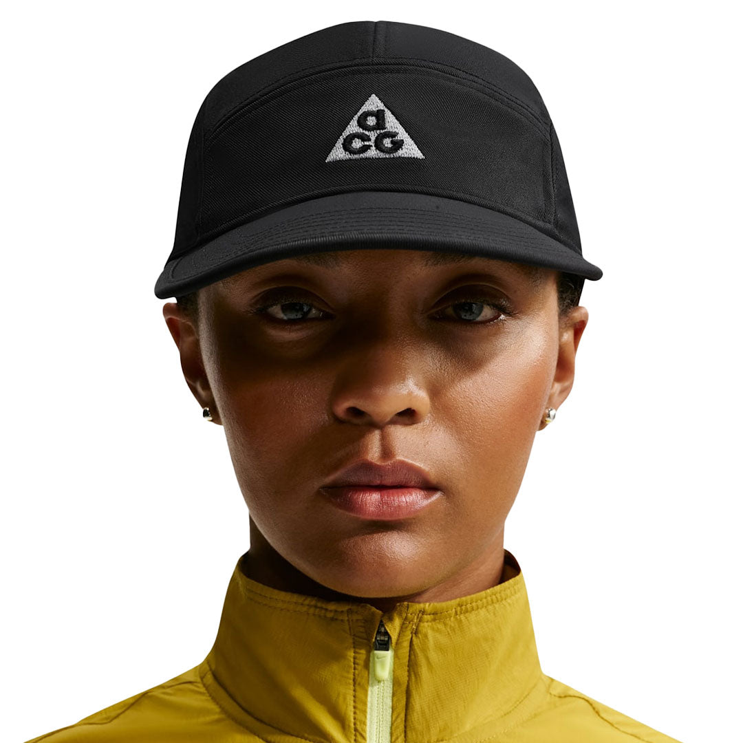 NIKE ACG（ナイキ エーシージー）| NIKE ACG FLY UNSTRUCTURED CAP / BLACK | スノーボード・スケートボードのTACTICS JAPAN