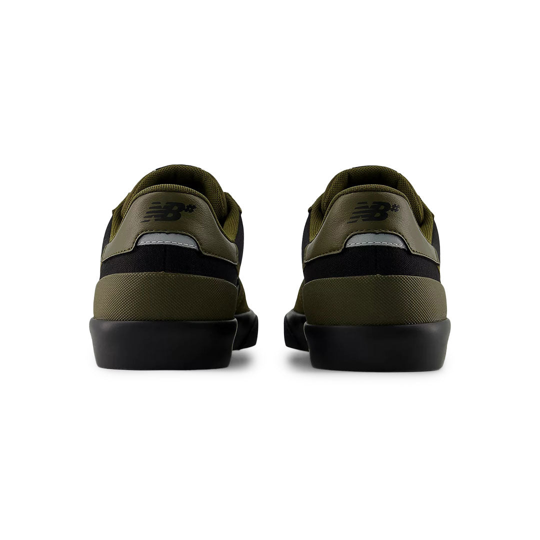 NEW BALANCE NUMERIC（ニューバランス ヌメリック）| UN272BTT | スノーボード・スケートボードのTACTICS JAPAN