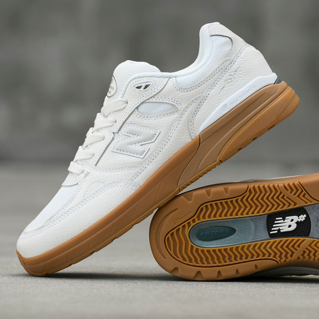 NEW BALANCE NUMERIC（ニューバランス ヌメリック）| UN933WWB ANDREW REYNOLDS | スノーボード・スケートボードのTACTICS JAPAN