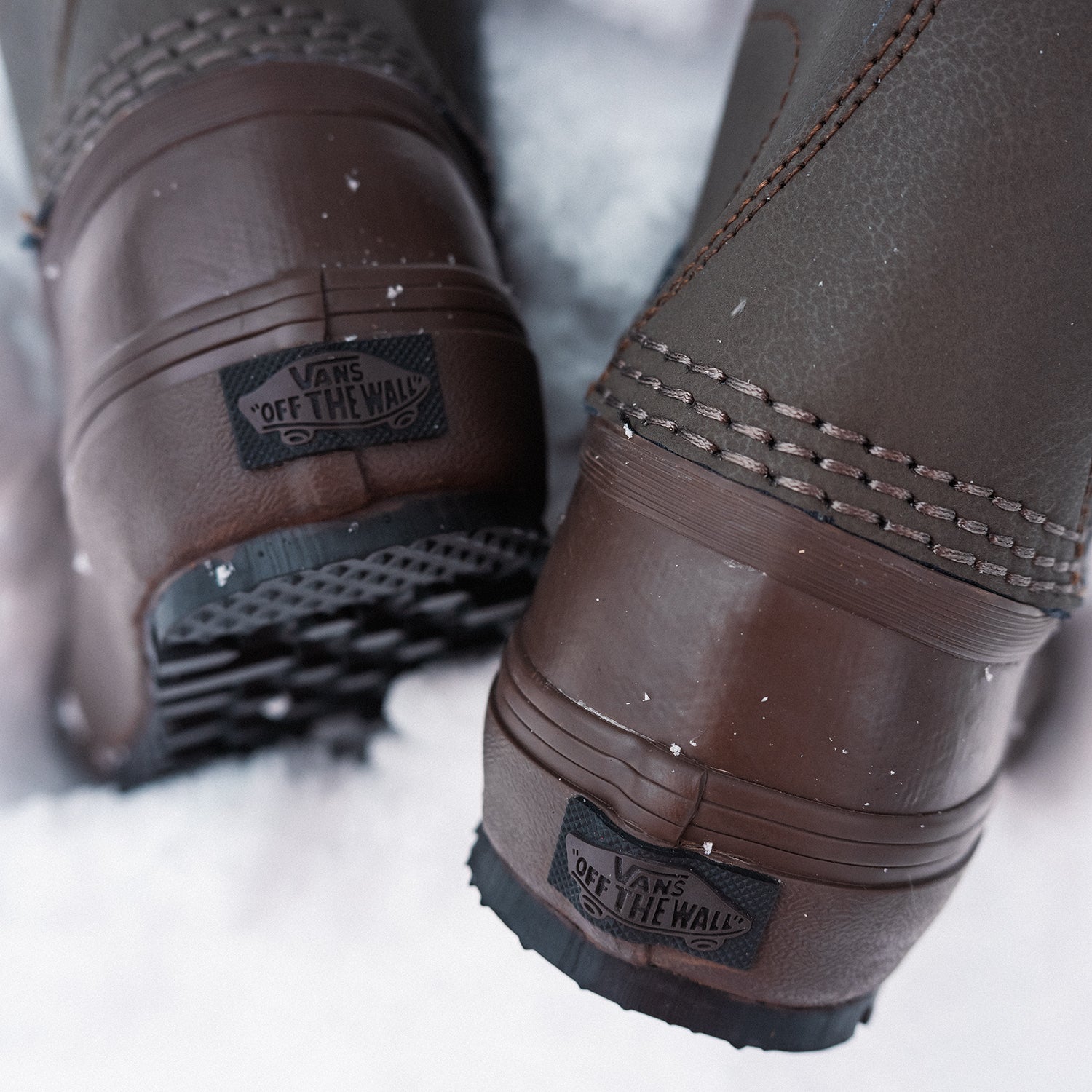 MTE STANDARD MID WATERPROOF / BLAKE PAUL DEMITASSE/BLACK