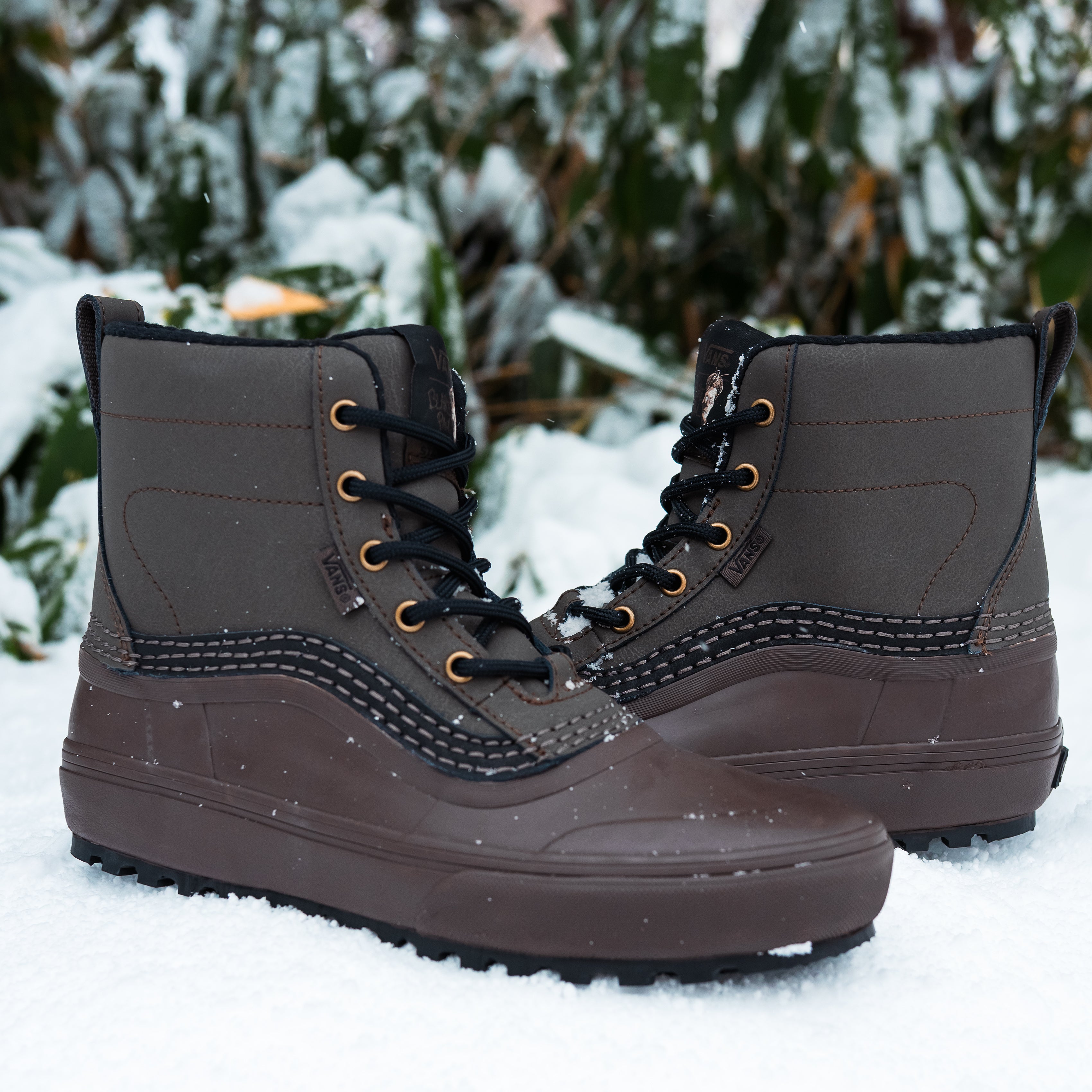 MTE STANDARD MID WATERPROOF / BLAKE PAUL DEMITASSE/BLACK