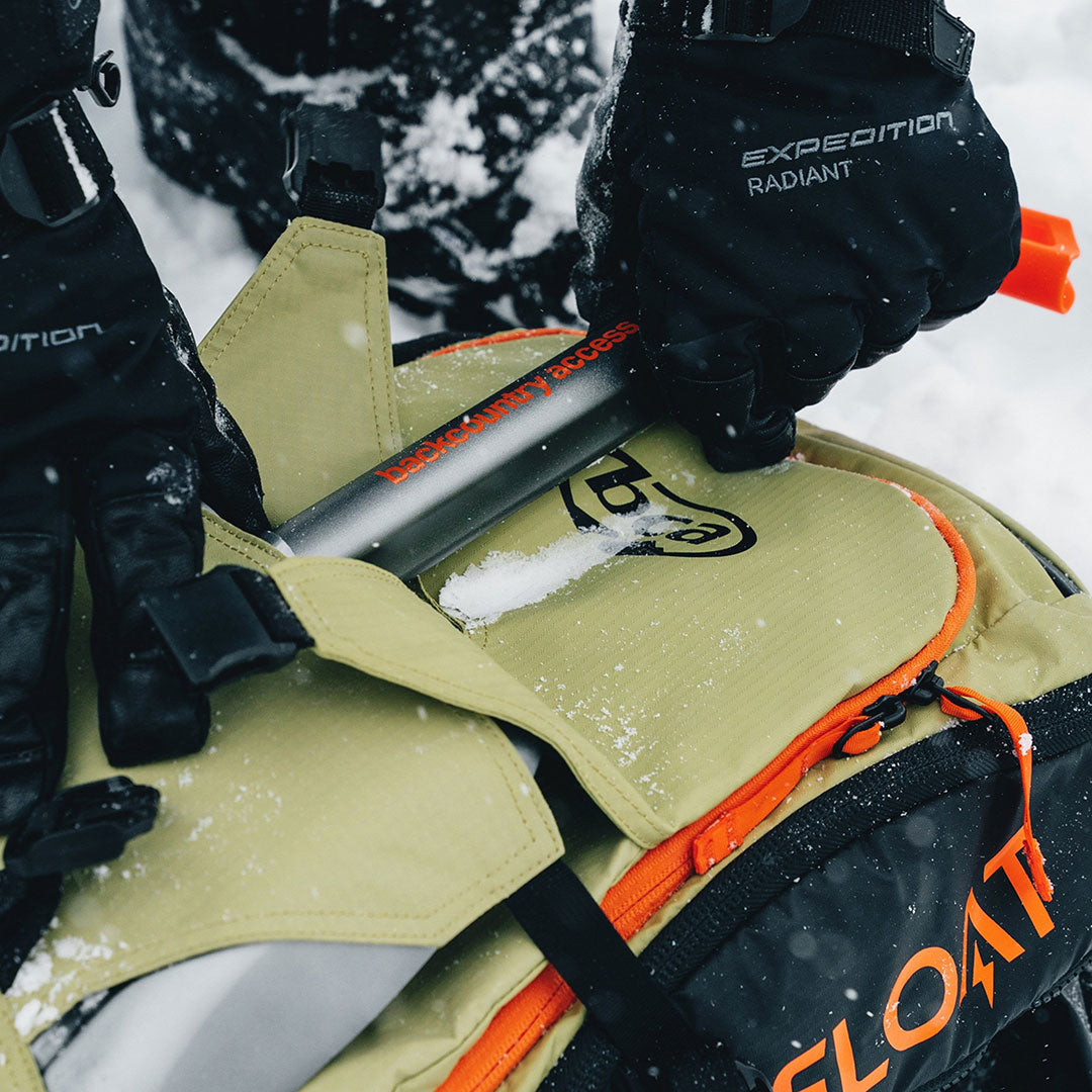 BCA（ビーシーエー）| DOZER 2T AVALANCHE SHOVEL 2027 / GREY | スノーボード・スケートボードのTACTICS JAPAN