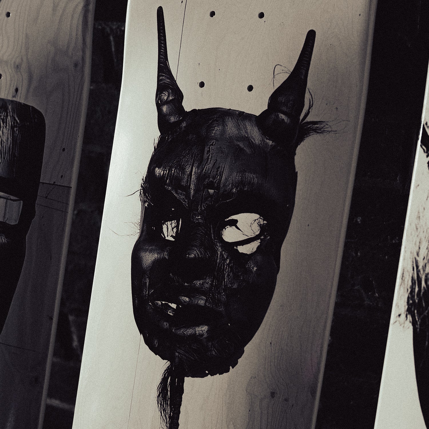 EDGLRD（エッジロード）| BARRIO TRISTE 003 - 8.25 | スノーボード