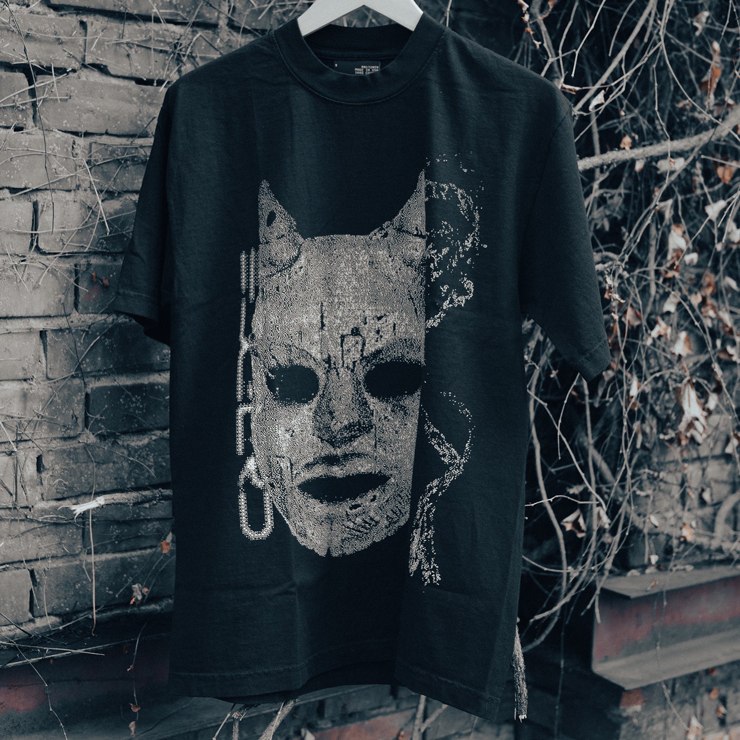 RELIC TEE / BLACK
