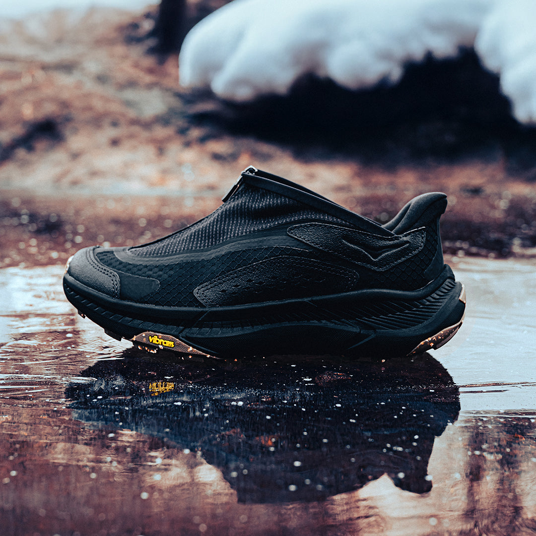 HOKA（ホカ）| PROJECT TRANSPORT / CARBON BLACK/BLACK