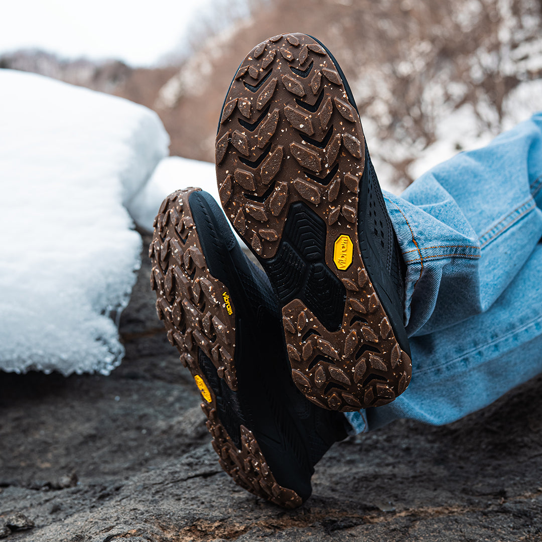HOKA（ホカ）| PROJECT TRANSPORT / CARBON BLACK/BLACK