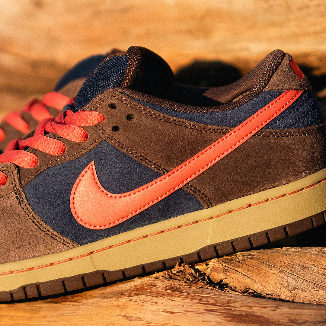NIKE SB（ナイキ スケートボーディング）| NIKE SB DUNK LOW PRO / BAROQUE BROWN AND MIDNIGHT NAVY | スノーボード・スケートボードのTACTICS JAPAN