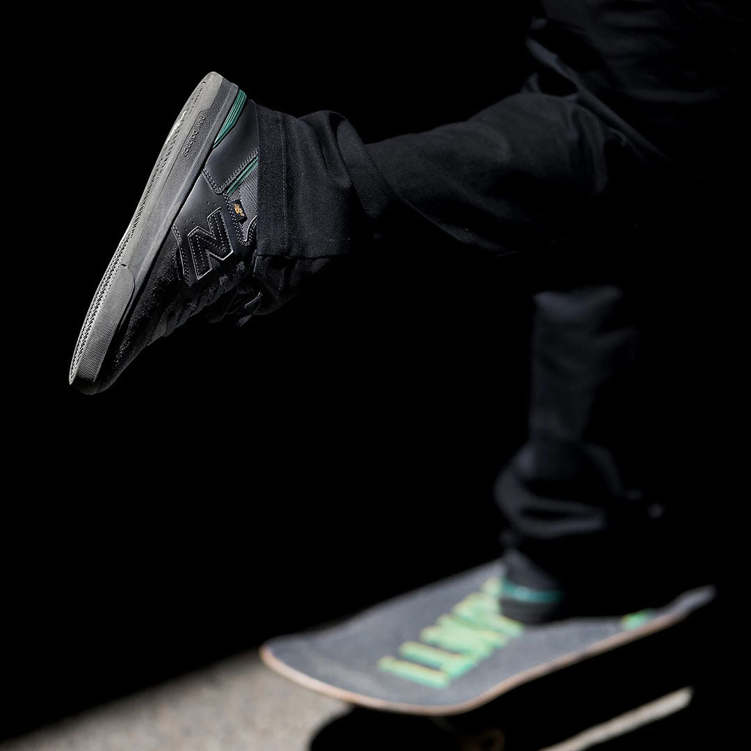 NEW BALANCE NUMERIC（ニューバランス ヌメリック）| UN306CSP JAMIE FOY / BLACK WITH NIGHTWATCH GREEN | スノーボード・スケートボードのTACTICS JAPAN
