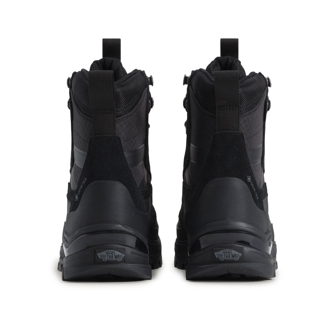 VANS（ヴァンズ）| SNOW KICKER GORE-TEX BOOT / BLACKOUT